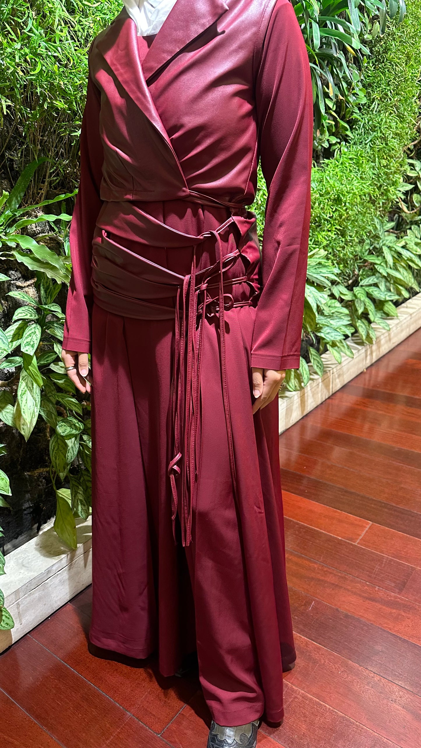 Valrie ( maroon )